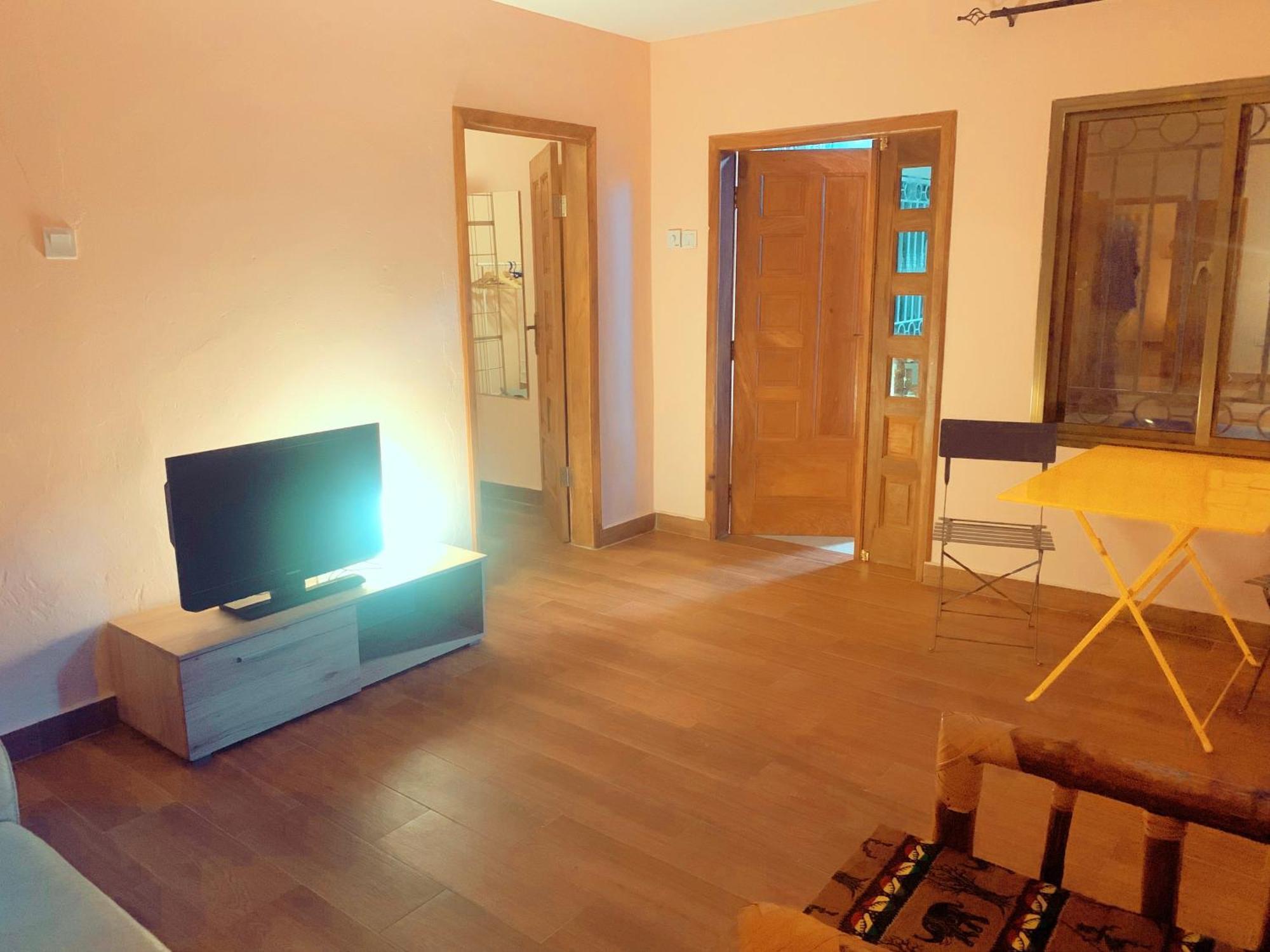 Bajo Kunda - Guesthouse Kololi Ruang foto