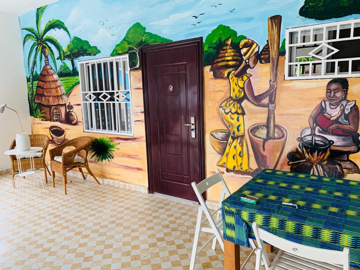 Bajo Kunda - Guesthouse Kololi Bagian luar foto